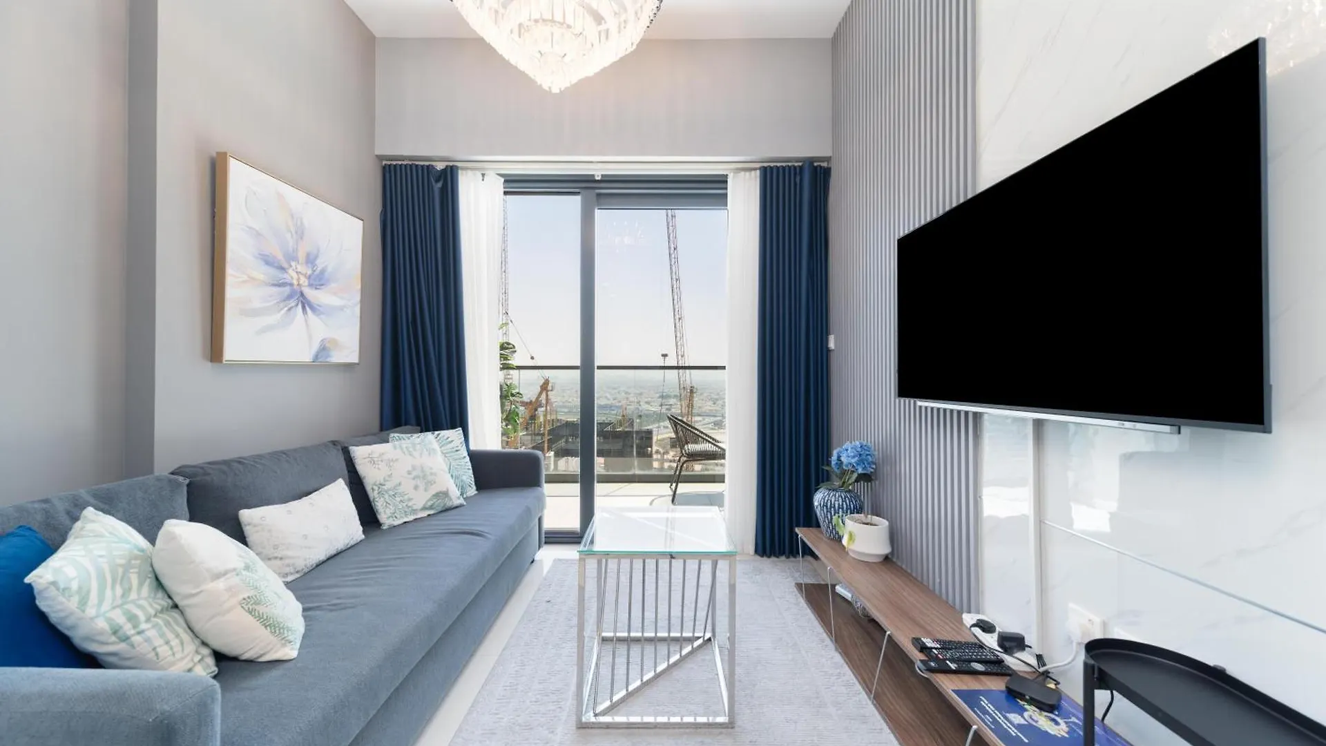 Sleek & Modern 1-Bed In Zada Tower Business Bay contacts